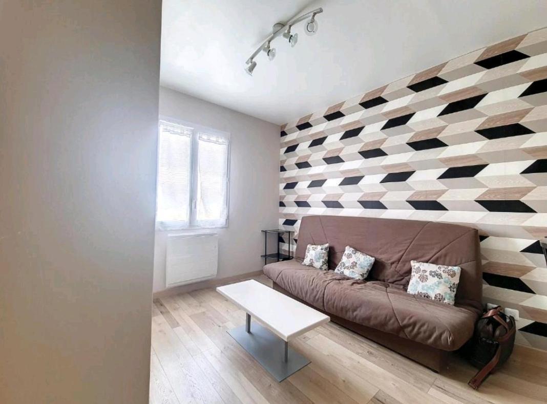 Maison confortable lumineuse avec jardin à 5 mn Bayeux au calme Guéron Esterno foto